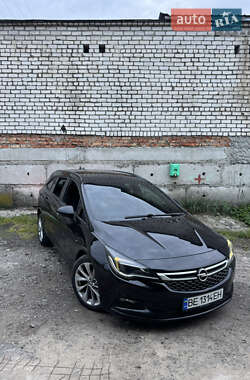 Универсал Opel Astra 2016 в Николаеве