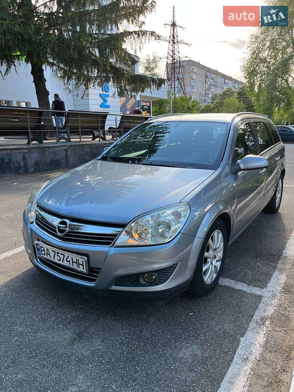 Универсал Opel Astra 2007 в 