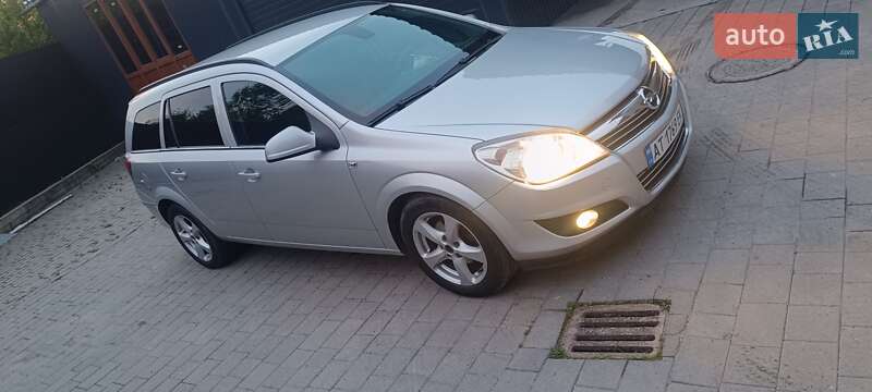 Opel Astra 2009