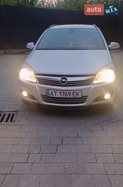 Универсал Opel Astra 2009 в 