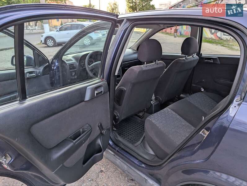 Хэтчбек Opel Astra 2000 в Харькове