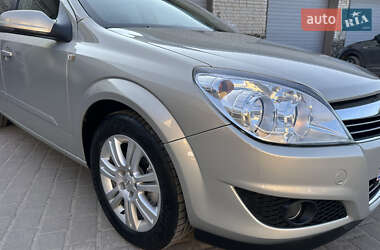 Універсал Opel Astra 2007 в 