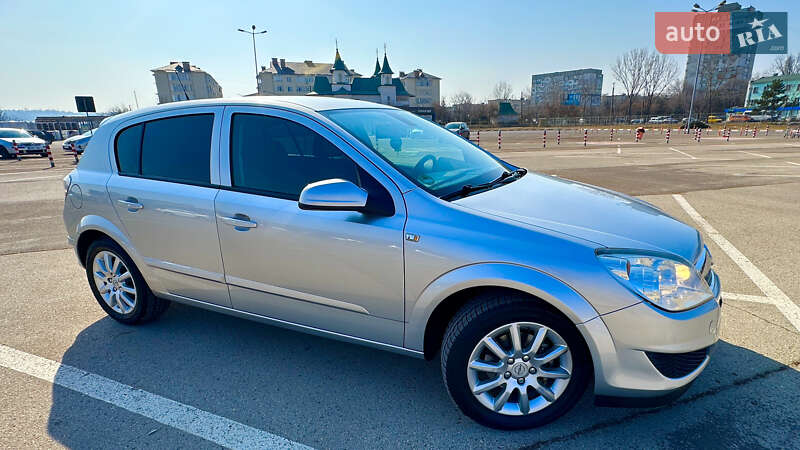 Opel Astra 2007
