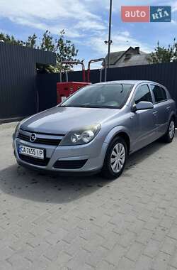 Хетчбек Opel Astra 2004 в Черкасах