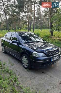 Седан Opel Astra 2005 в Кропивницькому