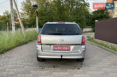 Универсал Opel Astra 2005 в 