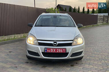 Универсал Opel Astra 2005 в 