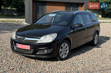 Универсал Opel Astra 2008 в Лубнах