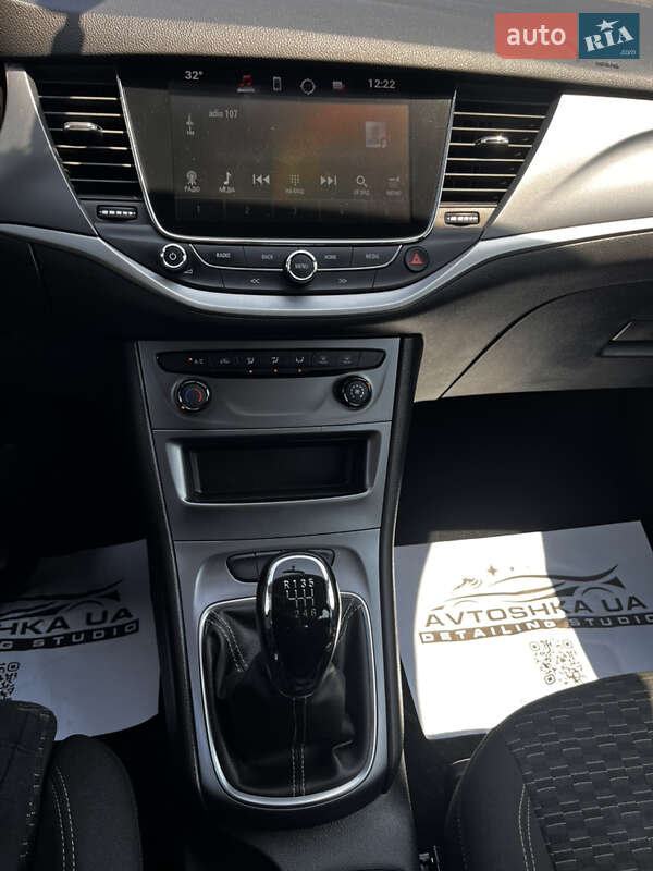 Универсал Opel Astra 2019 в Житомире