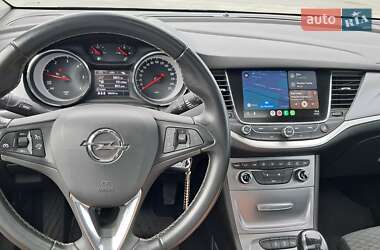 Универсал Opel Astra 2017 в 