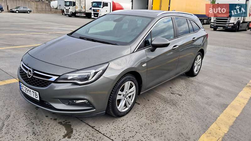 Универсал Opel Astra 2017 в 