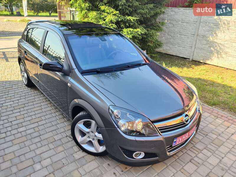 Хэтчбек Opel Astra 2009 в 