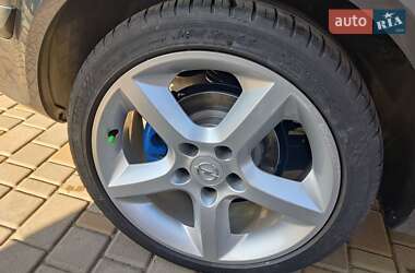Хэтчбек Opel Astra 2009 в 