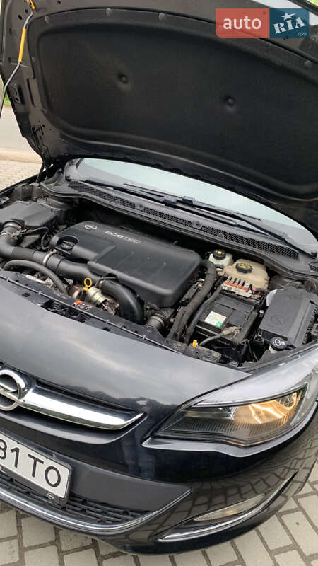 Универсал Opel Astra 2013 в Новояворовске фото 14 Универсал Opel Astra 2013 в Новояворовске