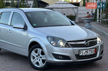 Універсал Opel Astra 2009 в 