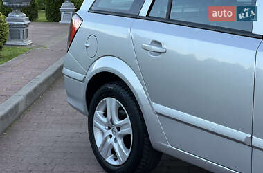 Універсал Opel Astra 2009 в 