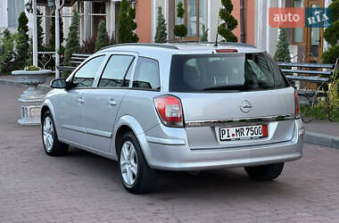 Універсал Opel Astra 2009 в 