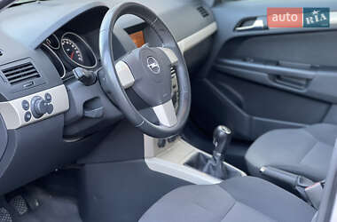 Універсал Opel Astra 2009 в 