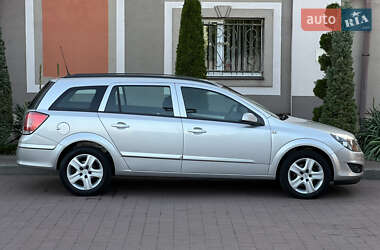 Універсал Opel Astra 2009 в 
