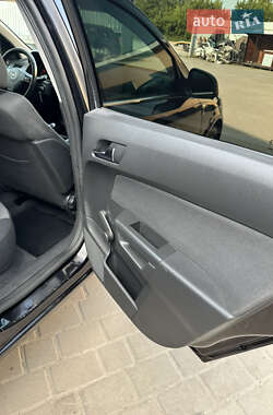 Универсал Opel Astra 2010 в 
