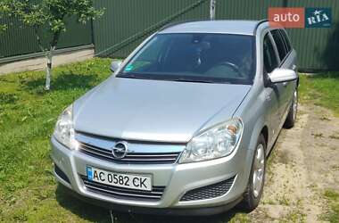 Універсал Opel Astra 2008 в Луцьку
