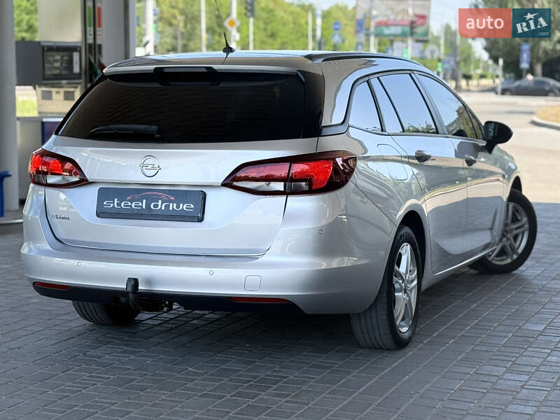 Универсал Opel Astra 2019 в Николаеве