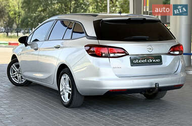 Универсал Opel Astra 2019 в 