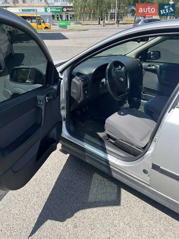 Хэтчбек Opel Astra 2004 в Полтаве