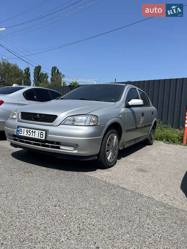 Opel Astra 2004