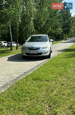 Універсал Opel Astra 2011 в 