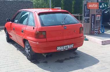 Хэтчбек Opel Astra 1996 в 