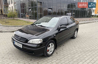 Седан Opel Astra 2006 в Львове
