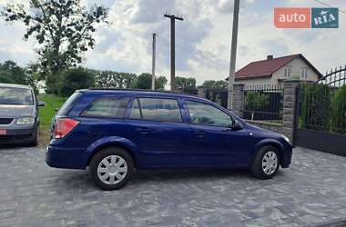 Универсал Opel Astra 2005 в 