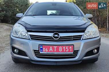 Универсал Opel Astra 2008 в 