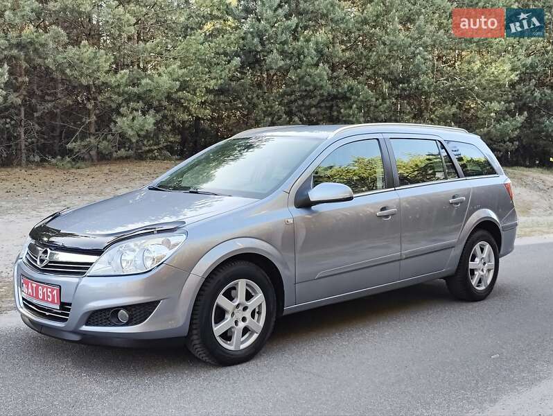 Универсал Opel Astra 2008 в 