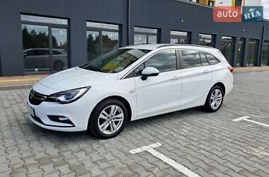 Универсал Opel Astra 2019 в 