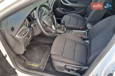 Универсал Opel Astra 2019 в 