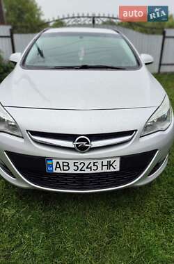 Универсал Opel Astra 2014 в 