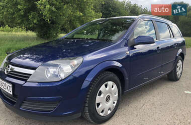 Универсал Opel Astra 2005 в Ямполе