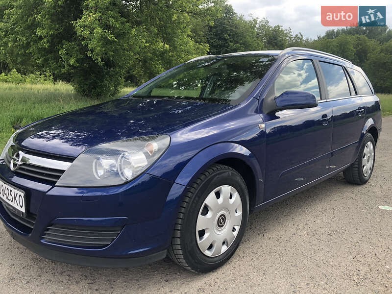 Універсал Opel Astra 2005 в Ямполі