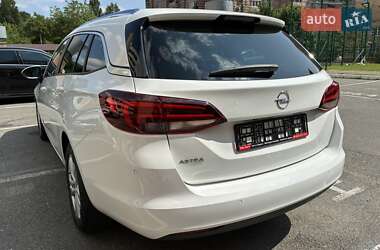 Универсал Opel Astra 2019 в 
