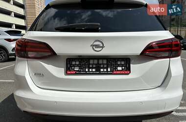 Универсал Opel Astra 2019 в 