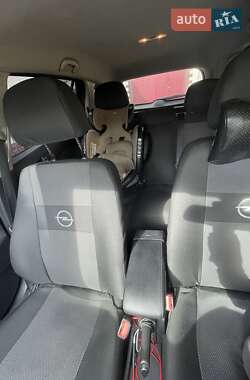 Универсал Opel Astra 2008 в 