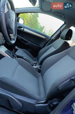 Универсал Opel Astra 2008 в 