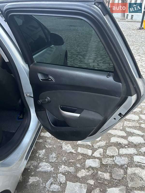 Универсал Opel Astra 2012 в Каменец-Подольском фото 4 Универсал Opel Astra 2012 в Каменец-Подольском