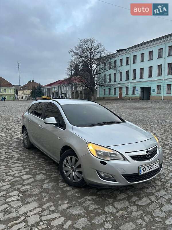 Универсал Opel Astra 2012 в Каменец-Подольском фото 5 Универсал Opel Astra 2012 в Каменец-Подольском