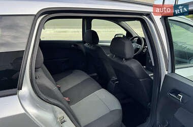 Универсал Opel Astra 2006 в 