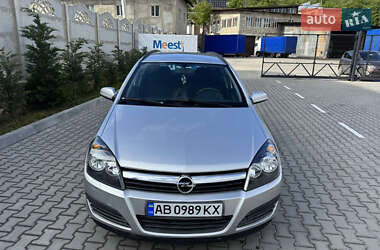 Универсал Opel Astra 2006 в Могилев-Подольске