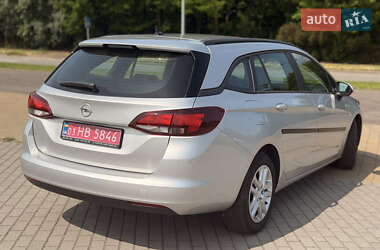 Универсал Opel Astra 2019 в 