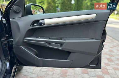 Универсал Opel Astra 2009 в 